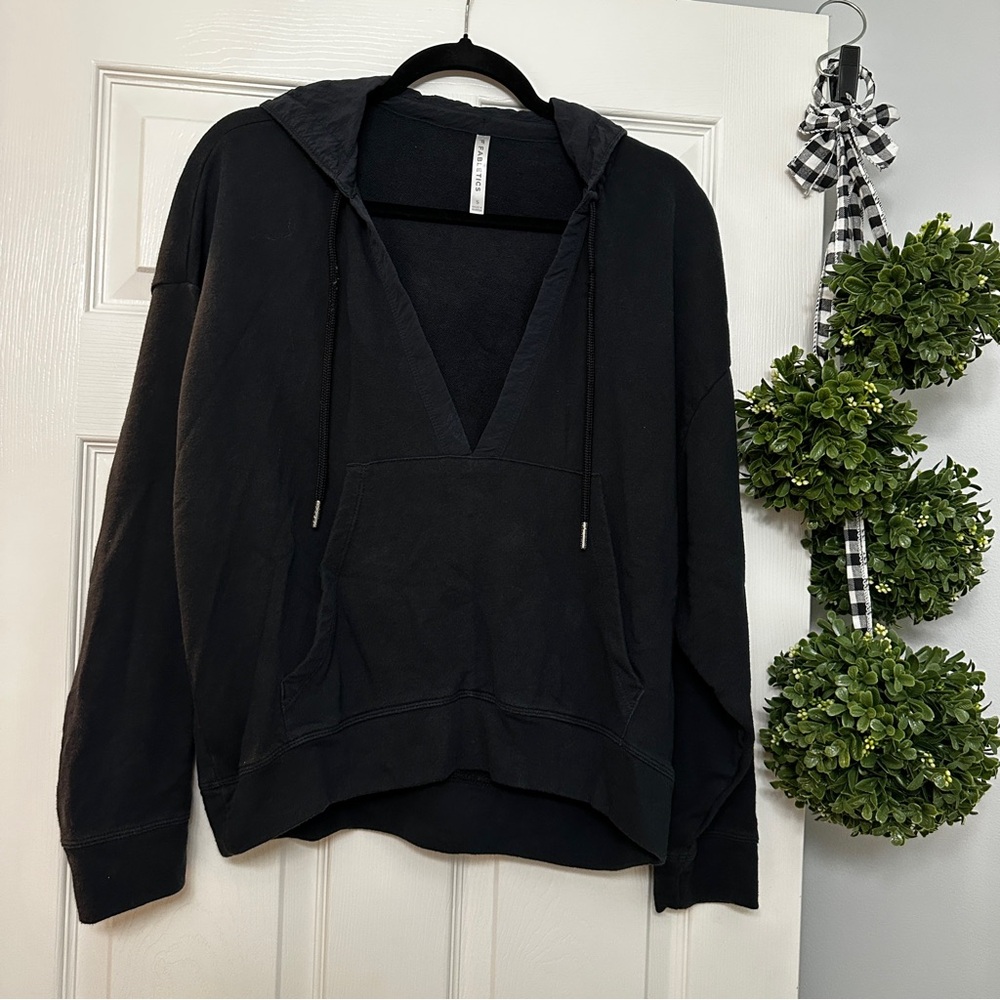 Fabletics Black V-Neck Women's Sweater